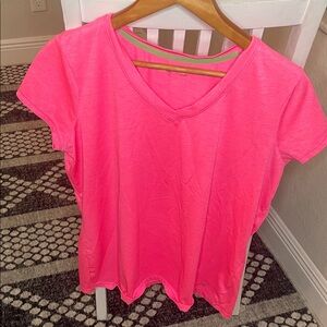 Xersion Bright Pink V-Neck Short Sleeve Tee